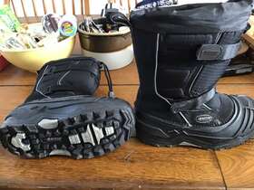 Epic-j001-bk1 Baffin Bf2904 Bearly Used Youth Eiger Boot Size 4 Black Item #epic-j001-bk1