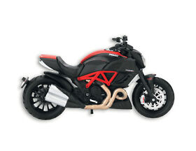 987675305 Ducati Diavel Carbon Edition Model By Maisto 1 18th Scale Black