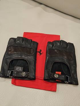 Ferrari 833861354704 Leather Fingerless Driving Gloves Size S