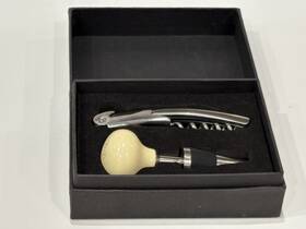 Mercedes-benz Mbp903 Mercedes-benz Wine Set 300 Sl Gear Knob Bottle Topper And Logo Opener Vtg