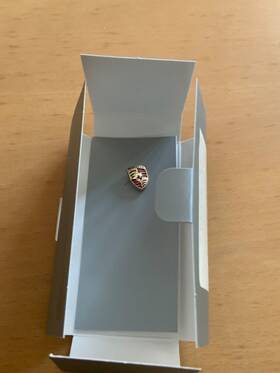Wap104500 Porsche Nib Logo Wappen Coat Of Arms Tie Or Hat Emblem Cres Lapel Pin