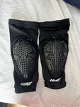 Leatt 3DF Airflex Elbow Guard Xl. Fixed Price $57.80.