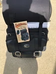 Saddlemen S3200DE Deluxe Sissy Bar Bag 3515-0086 Preowned Mint. Fixed Price $175.00.