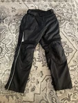 Tourmaster Venture Air 2.0 Men's Pants M, Black With Armor No Inside Liner. Fixed Price $69.30.