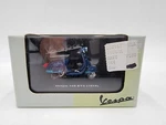 Newray - 1:32 Scale 1976 Vespa 125 ET3 Scooter #06047 Comes With Showcase. Fixed Price $6.88.