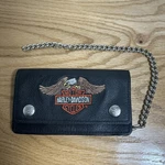 Harley Davidson Black Leather Bi-fold Wallet Embroidered Logo Snap Closure Chain. Fixed Price $44.99.