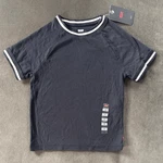 Levi's Oracle Shrunken Ringer Crop Black T-shirt White Trim Slim Fit Size Xs Nwt. Fixed Price $16.00.