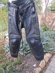 Dainese Men Blk Leather Motorcycle Racing Pants Knee Armor Pads Sz 50 Adjust. Fixed Price $300.00.