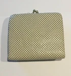 Vintage White Metal Mesh Coin Purse Wallet Key Holder Tri Fold Victory. Fixed Price $16.00.