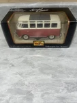Volkswagen Van Samba Vw Camper Mini Bus 31956 Red , Maisto 1/24 Scale. Fixed Price $13.75.
