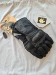 Highway 21 Ladies Black Rose Cold Weather Touchscreen Riding Gloves (medium). Fixed Price $14.99.