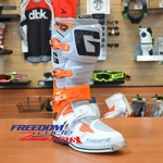 New Gaerne SG-12 Boots Orange/grey/white 2174-083-08 2174-083-07. Fixed Price $409.99.